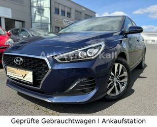 Hyundai Hyundai i30 PREMIUM YES NAVI SHZ APPLECAR GARANT Gebrauchtwagen