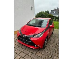 Toyota Toyota Aygo xplay touch*Bluetooth*Kamera* Gebrauchtwagen