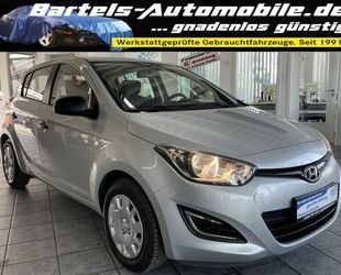 Hyundai Hyundai i20 1.2 16V FIFA World Cup Edition, 2.Hd., Gebrauchtwagen