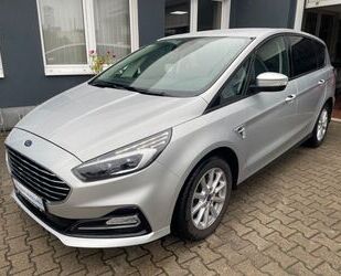 Ford Ford S-Max TDCi150 Auto LED/NAV/DAB/WiPa/LMF Gebrauchtwagen