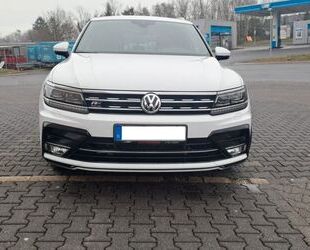 VW Volkswagen 2.0 DSG 4Motion 2xR-Line, HUD, Ahk, Vir Gebrauchtwagen