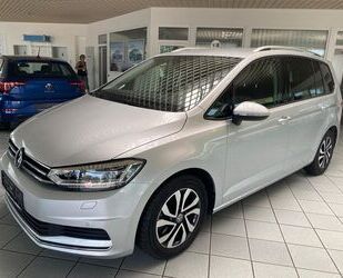 VW Volkswagen Touran Active 1.5 TSI*DSG*NAVI*SHZ*ACC* Gebrauchtwagen