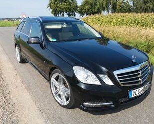 Mercedes-Benz Mercedes-Benz E 300 CDI T BlueEFFICIENCY AVANTGARD Gebrauchtwagen