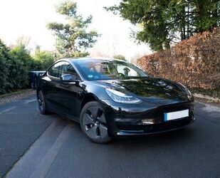 Tesla Tesla Model 3 Long Range Dual AWD 1 Hand MWST Gebrauchtwagen