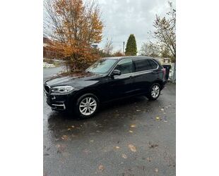 BMW BMW X5 xDrive30d / XENON / AUTOMATIK / AHK Gebrauchtwagen