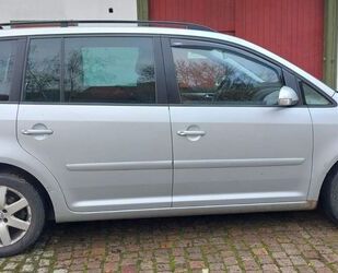 VW Volkswagen Touran 2.0 TDI 125 kW DPF Highline High Gebrauchtwagen