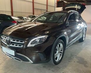 Mercedes-Benz Mercedes-Benz GLA 220 4MATIC DCT Gebrauchtwagen