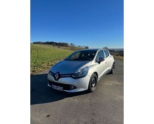 Renault Renault Clio| Navi| Tempomat|Bluetooth|5Türen|SoWi Gebrauchtwagen