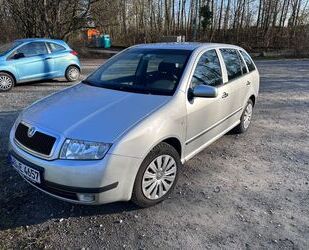 Skoda Skoda Fabia Combi 2.0 - TÜV bis 08/25 - 8-fach ber Gebrauchtwagen