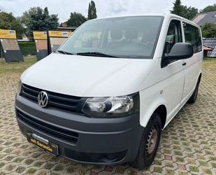 VW Volkswagen T5 Carravele 2,0 Benziner 9-Sitze Klima Gebrauchtwagen