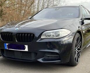 BMW BMW M550d xDrive Touring M - Top Ausstattung 20 Zo Gebrauchtwagen