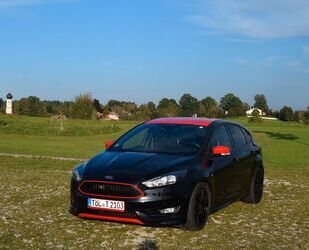 Ford Ford Focus ST-Line Turnier Gebrauchtwagen