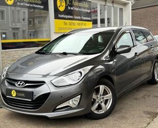 Hyundai Hyundai i40 cw FIFA World Cup Edition Navi Garant Gebrauchtwagen