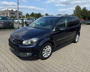 VW Volkswagen Touran 2.0TDI Highline LED/LEDER/NAVI/A Gebrauchtwagen