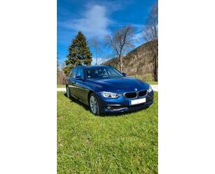 BMW BMW 320d xDrive Touring Luxury Leder,HUD, Ahk, Pan Gebrauchtwagen