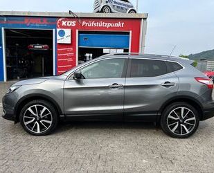 Nissan Nissan Qashqai 1.6 dCi *AUTOMATIK*PANO*LEDER*KAMER Gebrauchtwagen