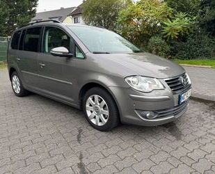 VW Volkswagen Touran 2.0 TDI Automatik lückenloses Sc Gebrauchtwagen