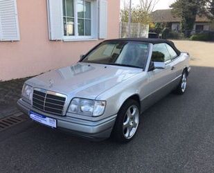 Mercedes-Benz Mercedes-Benz E 200 # Cabrio # Autom.# Leder# Gute Gebrauchtwagen