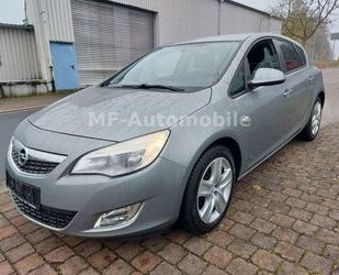 Opel Opel Astra J 1.4 Design Edition*Klima*S+Lhzg*Stand Gebrauchtwagen