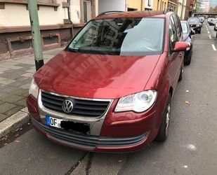 VW Volkswagen Touran 2.0 TDI / Automatik / 7 Sitzer Gebrauchtwagen