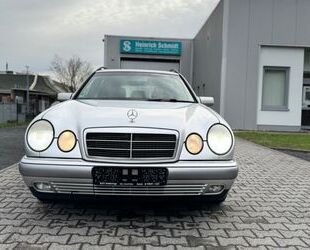 Mercedes-Benz Mercedes-Benz E 200 T ELEGANCE Gebrauchtwagen