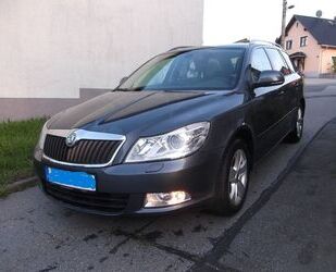 Skoda Skoda Octavia Combi 1.8 TSI DSG Elegance Gebrauchtwagen