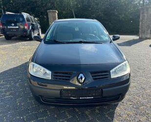 Renault Renault Megane II Lim. 5-trg. Emotion*KLIMA* Gebrauchtwagen