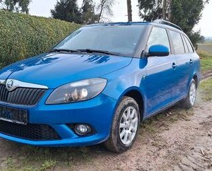 Skoda Skoda Fabia 1.2l TSI 63kW Best of Combi AHK 8fach Gebrauchtwagen