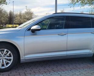 VW Volkswagen Passat Variant 2.0 TDI Highline Variant Gebrauchtwagen