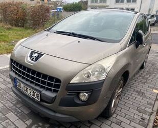 Peugeot Peugeot 3008 Premium 120 VTi Premium Gebrauchtwagen