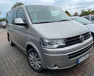 VW Volkswagen T5 Transporter Bus Multivan Highline 4M Gebrauchtwagen