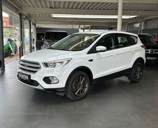 Ford Ford Kuga 1.5 Trend /SHZ/KLIMA/Scheckheft/1.Hand/ Gebrauchtwagen