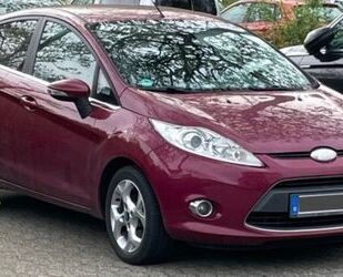 Ford Ford Fiesta 1,4 Titanium Titanium Gebrauchtwagen