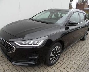 Ford Ford Focus 1,0 Turnier Titanium+Navi-SYNC4+Sitzhzg Gebrauchtwagen