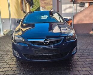 Opel Opel Astra J 1.6 Turbo Sport Gebrauchtwagen