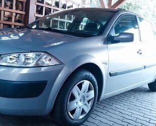 Renault Renault Megane Dynamique 1.6 16V Dynamique Gebrauchtwagen