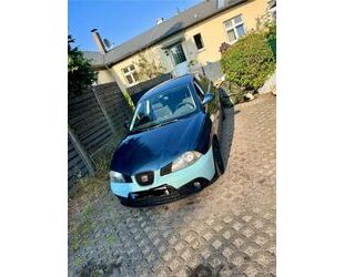 Seat Seat Ibiza 1.6 16V Reference Gebrauchtwagen