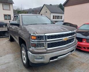 Chevrolet Chevrolet Silverado 5,3l v8 4x4 AHK*Leder*Kamera** Gebrauchtwagen