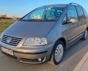 VW Volkswagen Sharan 1.9TDI Org.69.000KM Navi AHK 7 S Gebrauchtwagen