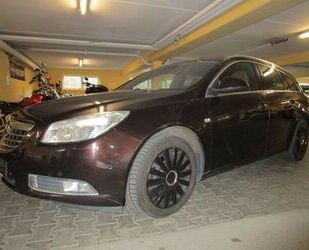 Opel Opel Insignia Kombi 4x4 Gebrauchtwagen