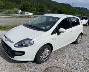 Fiat Fiat Punto 1.2 8V Start&Stopp MyLife Navi Gebrauchtwagen