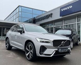 Volvo Volvo XC60 B5*AWD*NP 77.850*Plus Dark*AHK*Pano*Sta Gebrauchtwagen