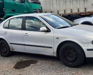 Seat Seat Toledo Signo 1,8 20V Autom. Gebrauchtwagen