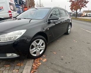 Opel Opel Insignia A Sports Tourer Design Edition Gebrauchtwagen