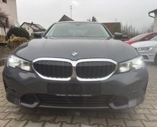 BMW BMW 3 Lim. 320 i Sport Line,LED,SHZ,PDC,8fach Gebrauchtwagen