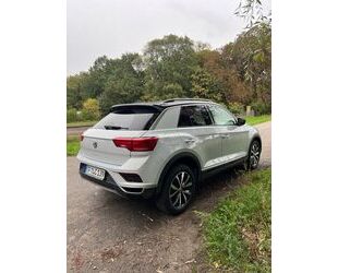 VW Volkswagen T-Roc 1.5 TSI Gebrauchtwagen