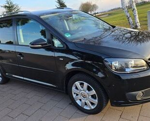 VW Volkswagen Touran Cup 1.6l TDI NAVI SHZ AHK 2HD SC Gebrauchtwagen