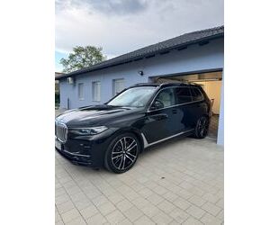 BMW BMW X7 xDrive40d -Privat- Garantie -Vollausstatung Gebrauchtwagen