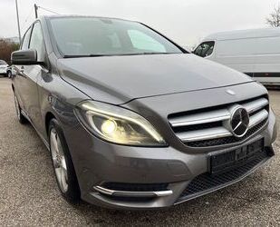 Mercedes-Benz Mercedes-Benz B 220 B -Klasse B-- 220-- 4Matic-- T Gebrauchtwagen