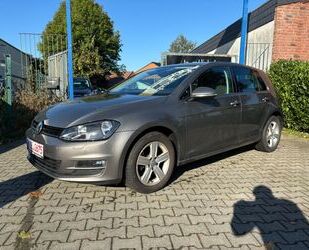 VW Volkswagen Golf VII Lim. DSG TÜV NEU SHZ PDC TEMP Gebrauchtwagen